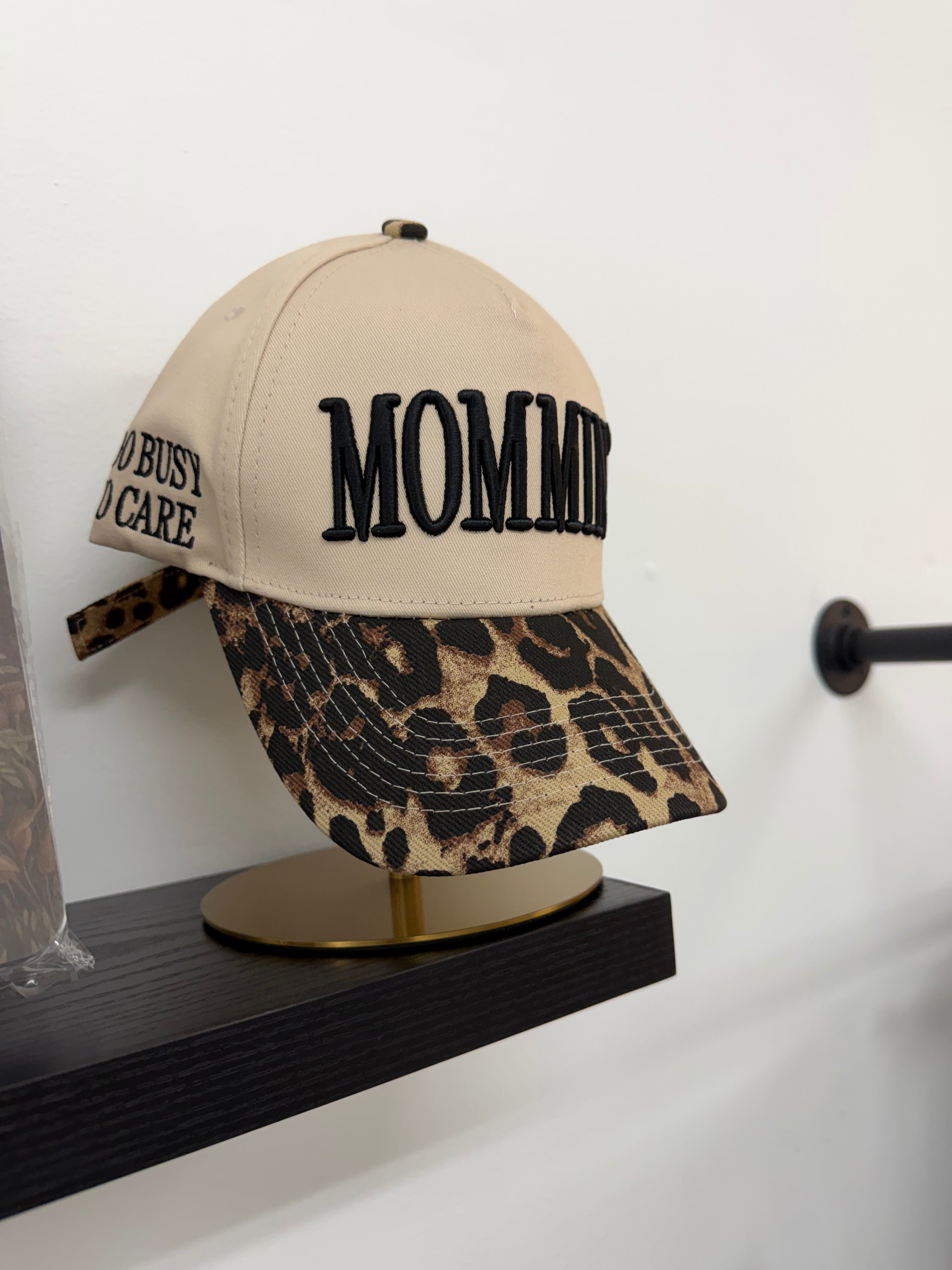 MOMMIN Cheetah Print Snapback Hat